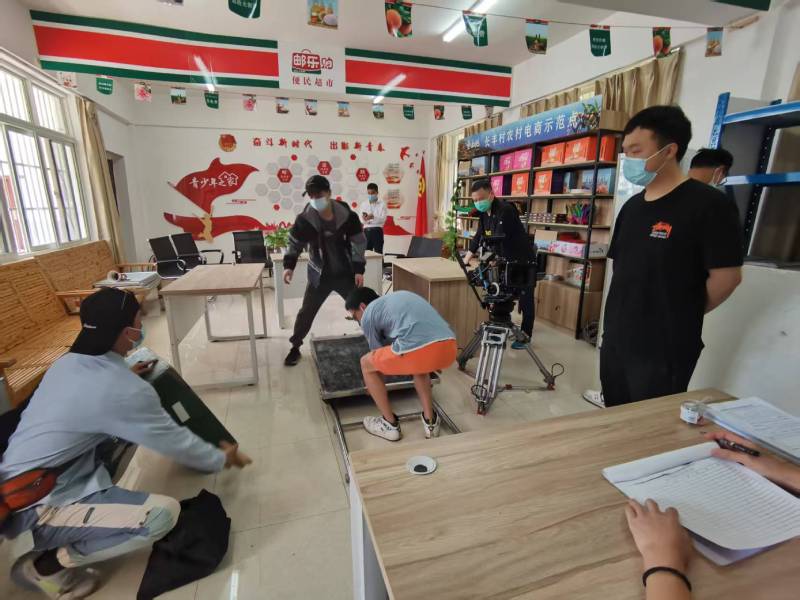 丹凤县广告片拍摄公司：极简主义践行者，少即是多的视觉哲学